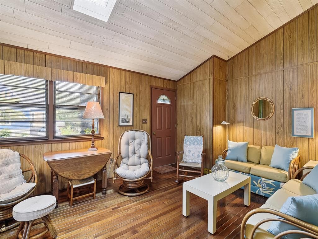 Elliott-Adkins - Photo 15