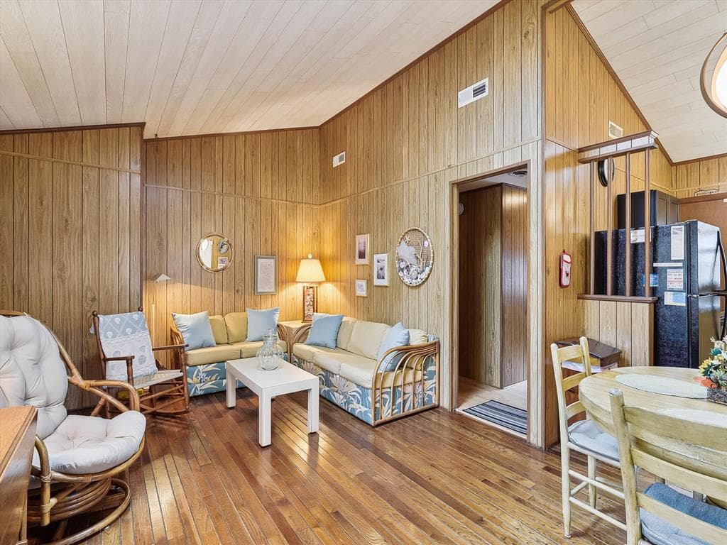 Elliott-Adkins - Photo 17