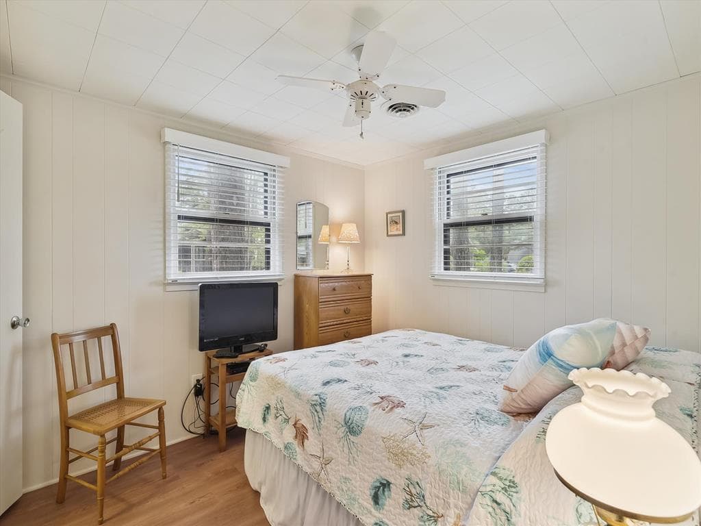 Elliott-Adkins - Photo 22