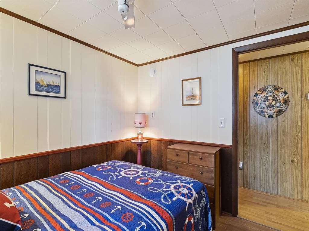 Elliott-Adkins - Photo 30