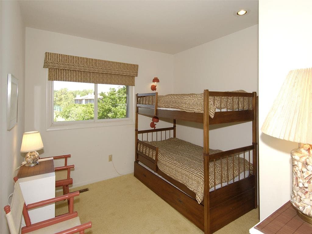 Weinstein - Photo 29