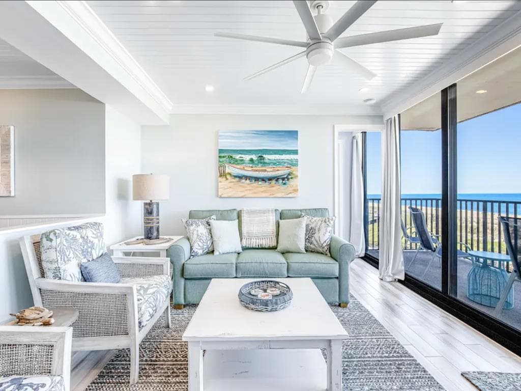 Dolphin Watch - Photo 2