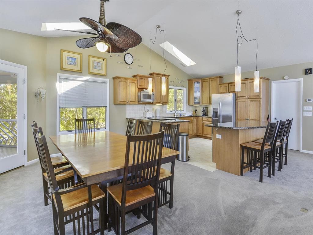 Burkholder - Photo 16