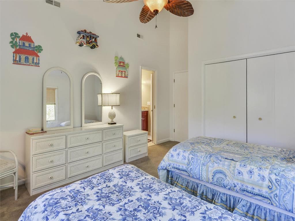 Burkholder - Photo 18