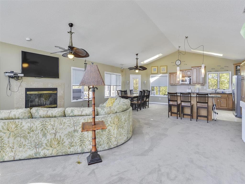 Burkholder - Photo 21