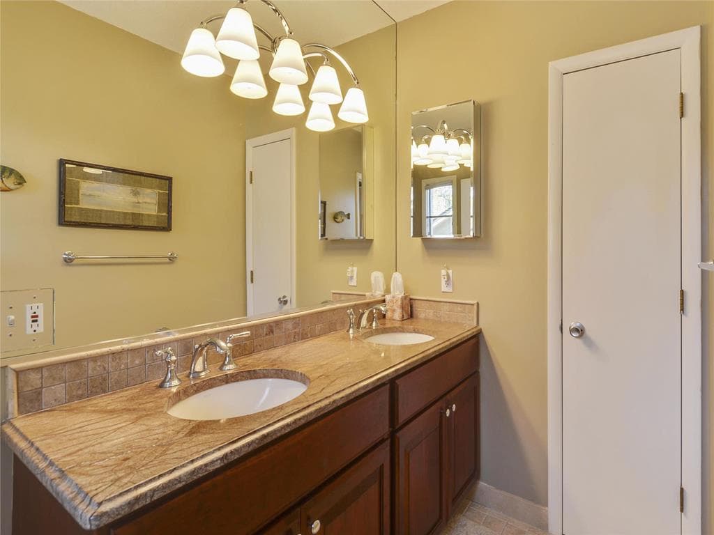 Burkholder - Photo 23