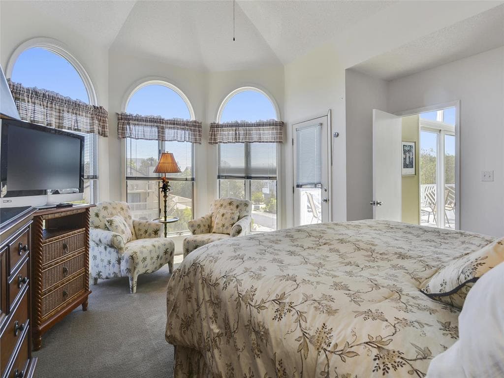 Burkholder - Photo 11