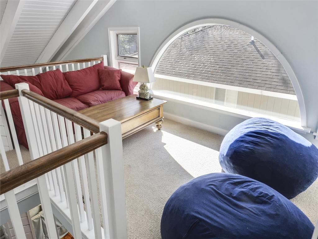 Jones 202 - Photo 21