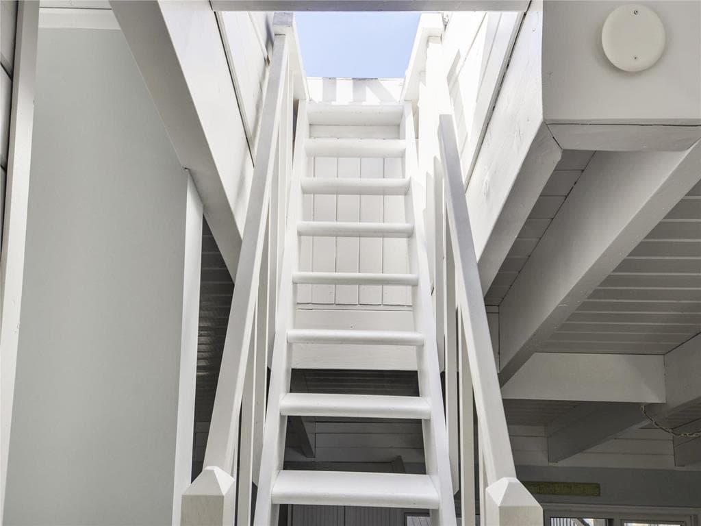 Jones 202 - Photo 24