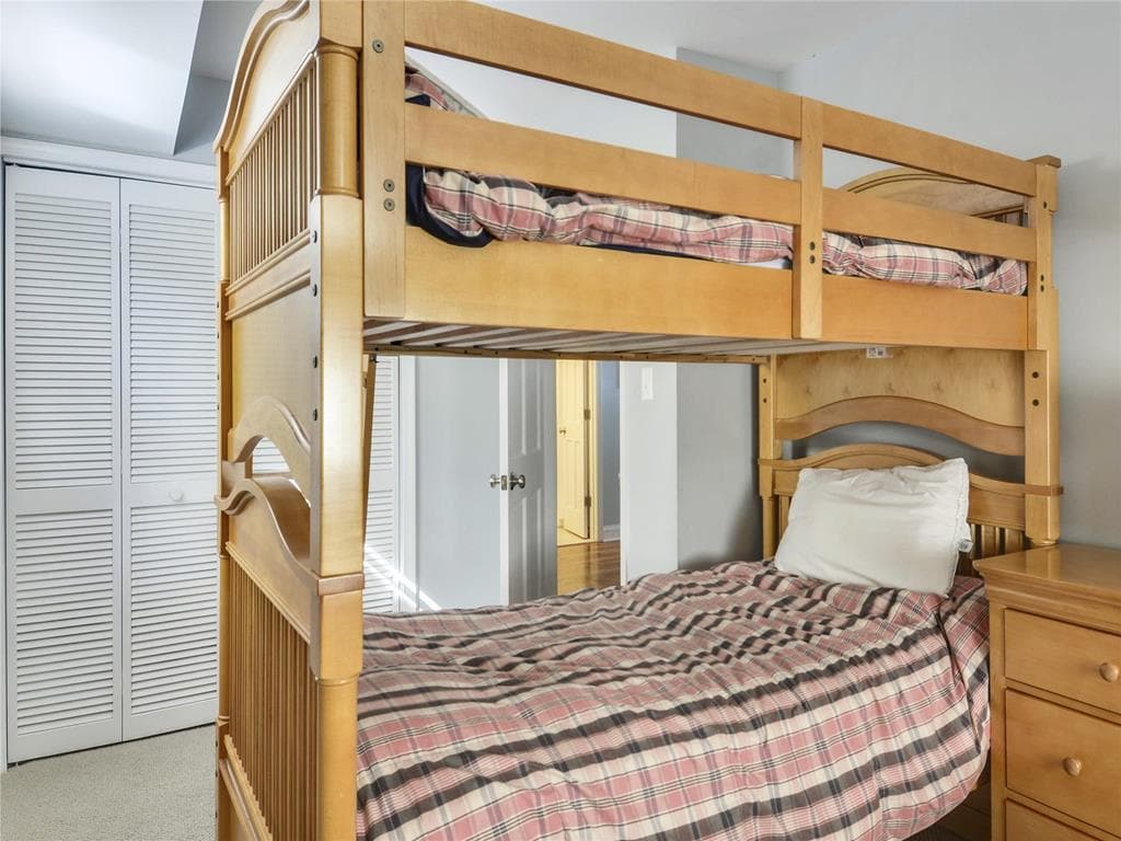 Jones 202 - Photo 39