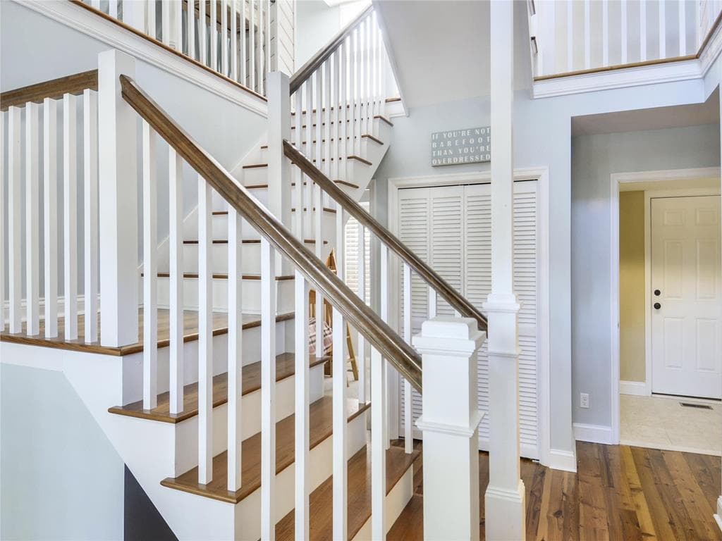 Jones 202 - Photo 41