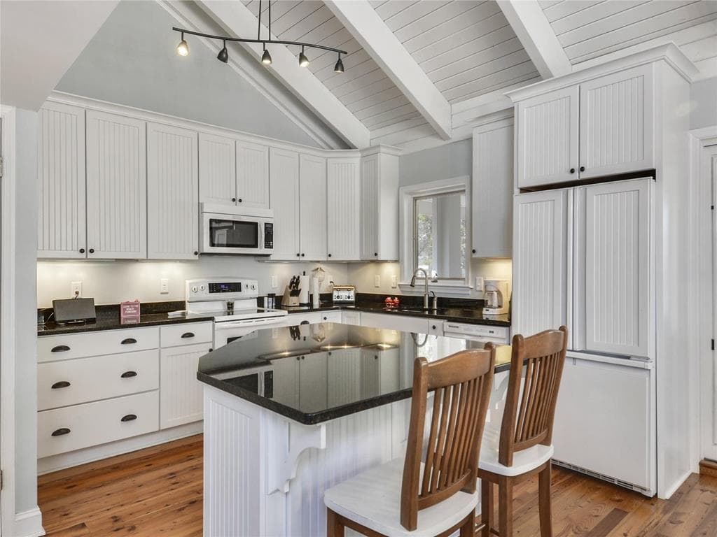 Jones 202 - Photo 11