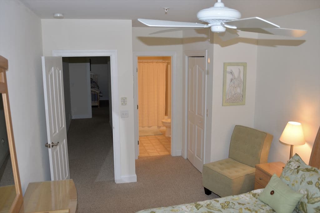 Bedroom 4 with private bath