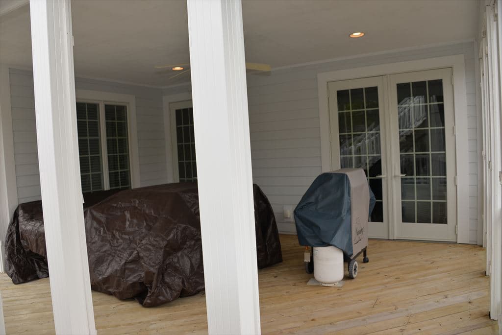 porch area - Screen are out for winter