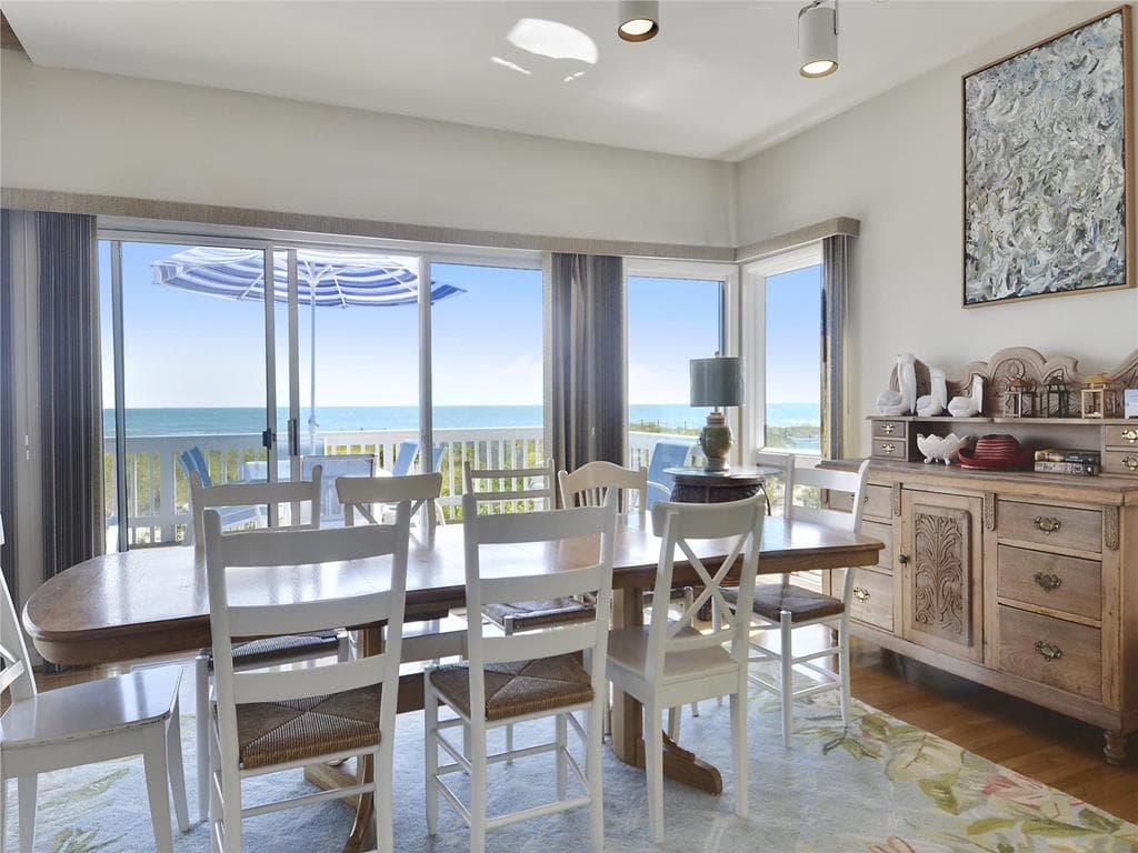 Livingston - Photo 12