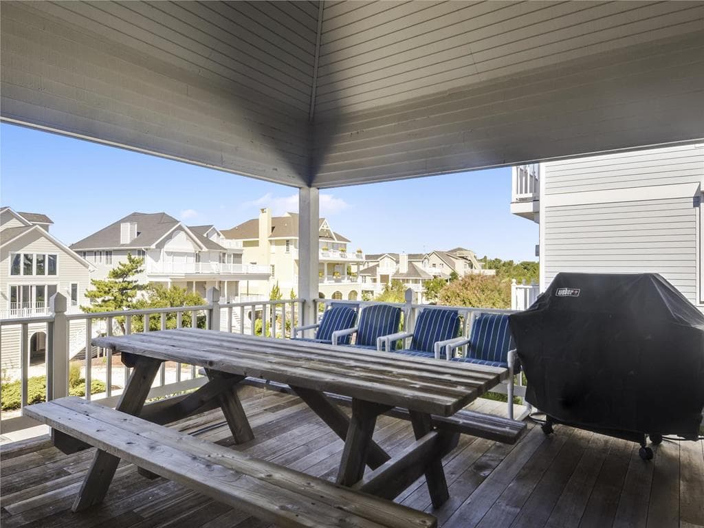 Livingston - Photo 16