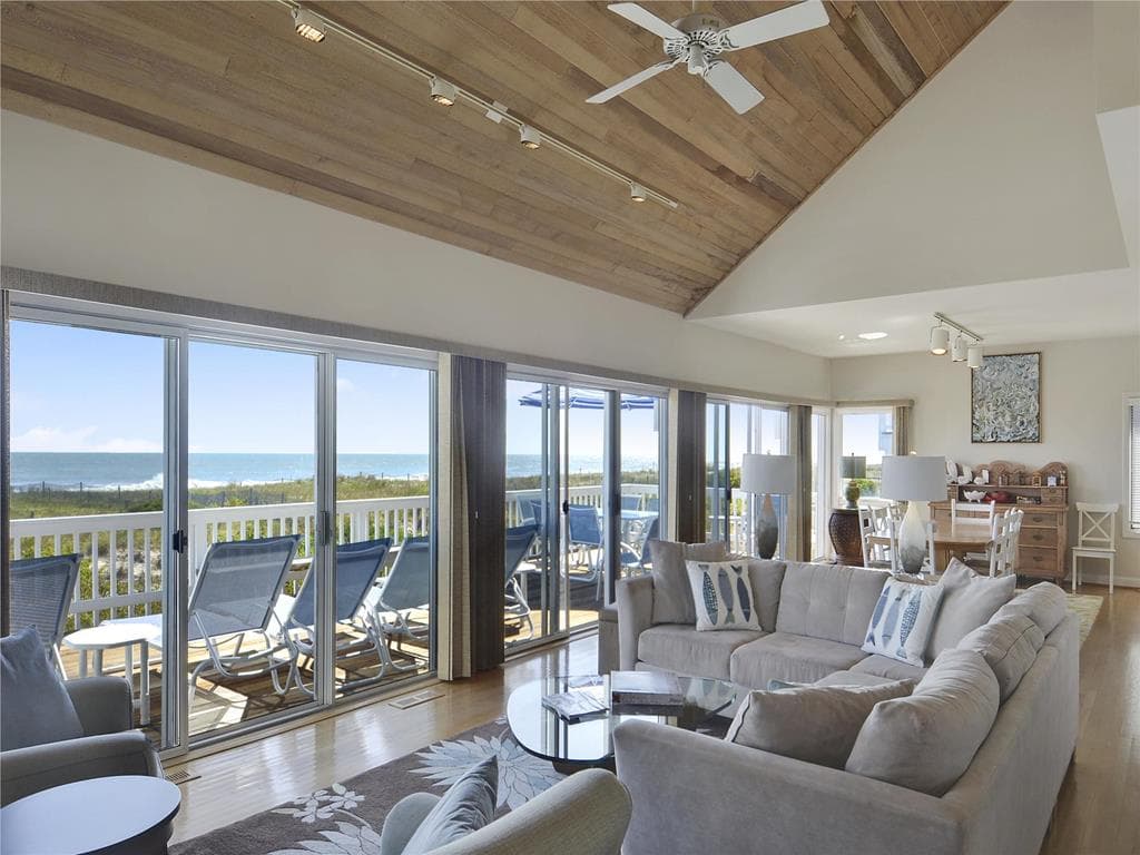 Livingston - Photo 26