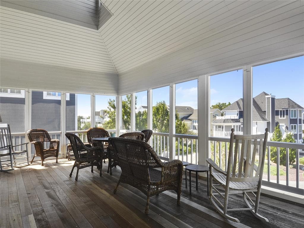 Livingston - Photo 27