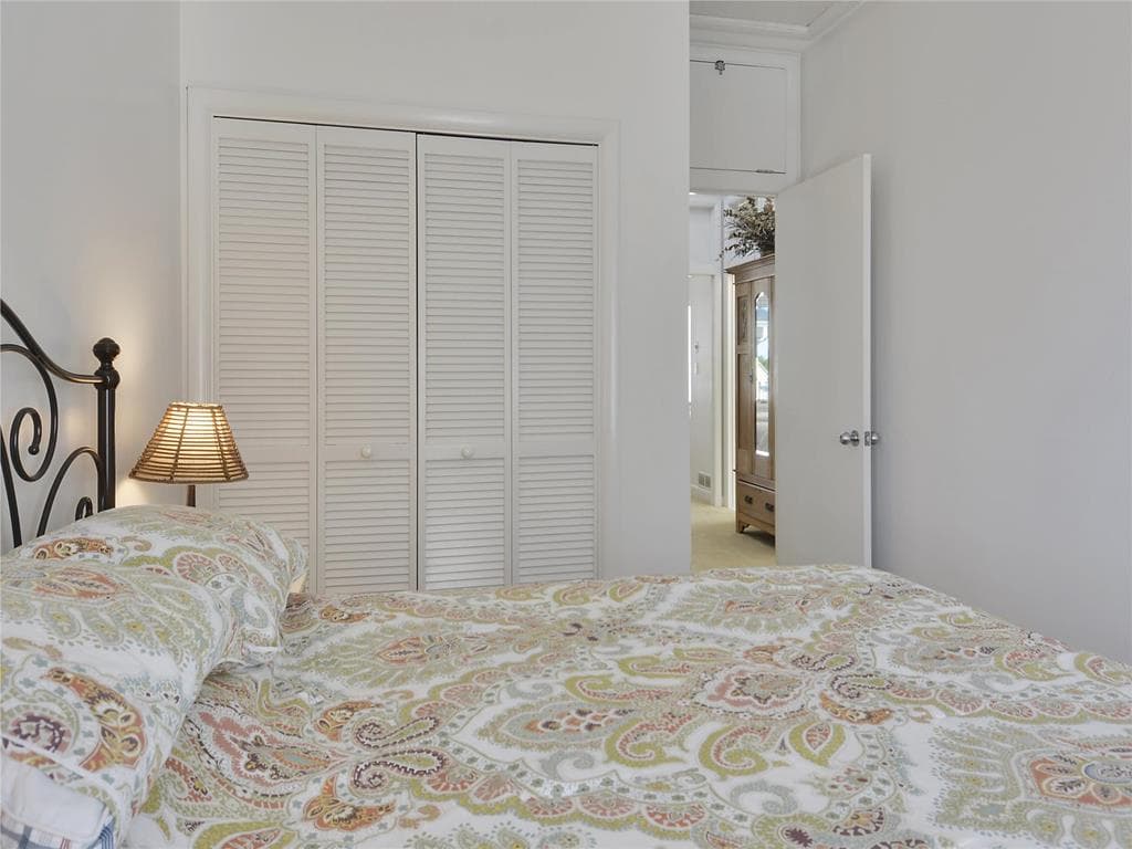 Livingston - Photo 48