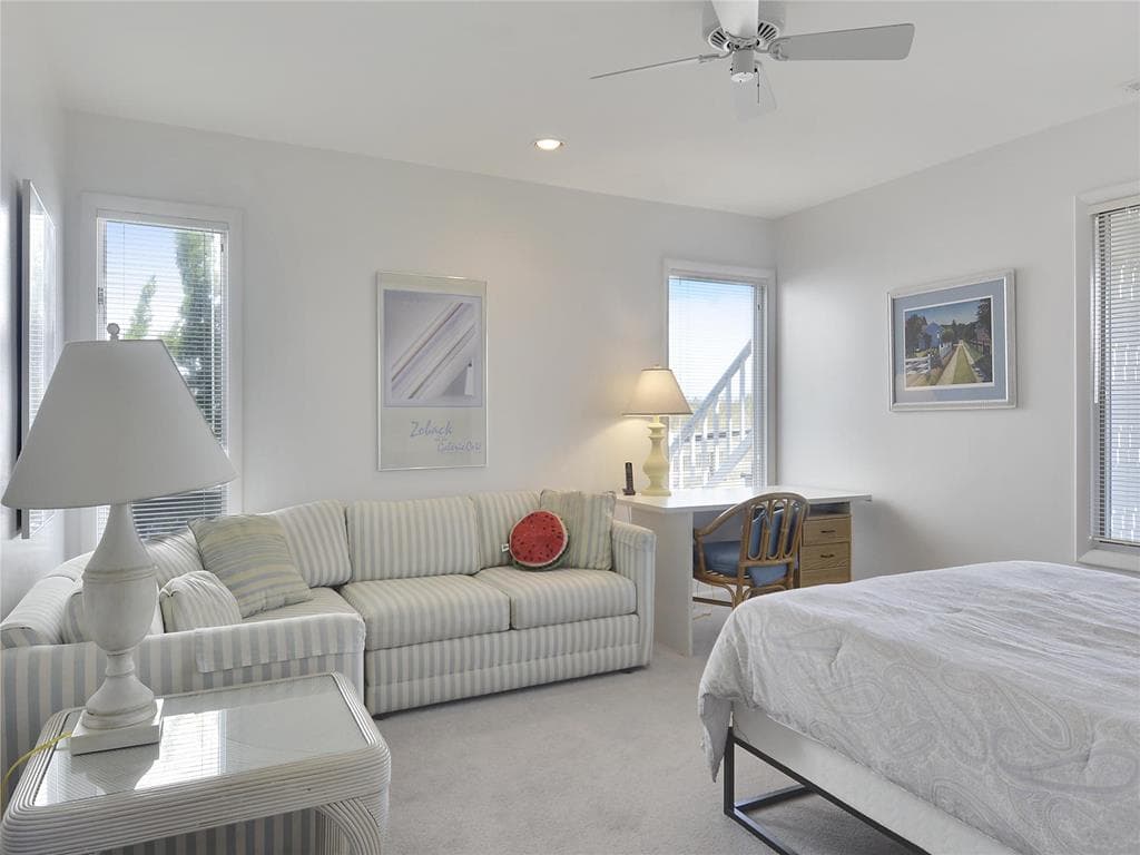 Livingston - Photo 56