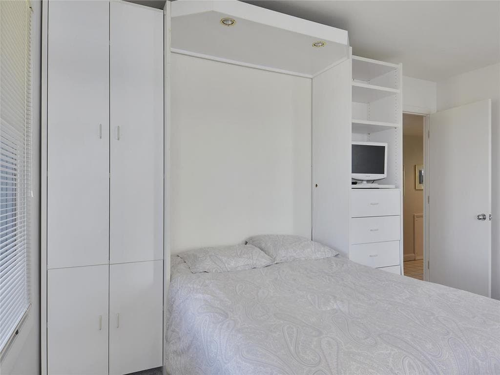 Livingston - Photo 59