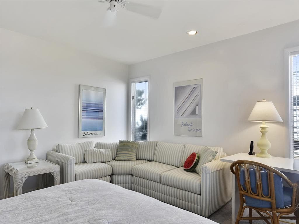 Livingston - Photo 60