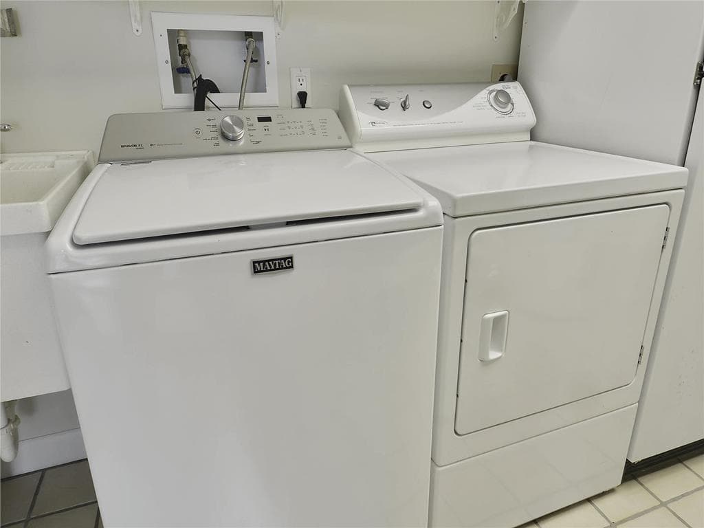 Livingston - Photo 71