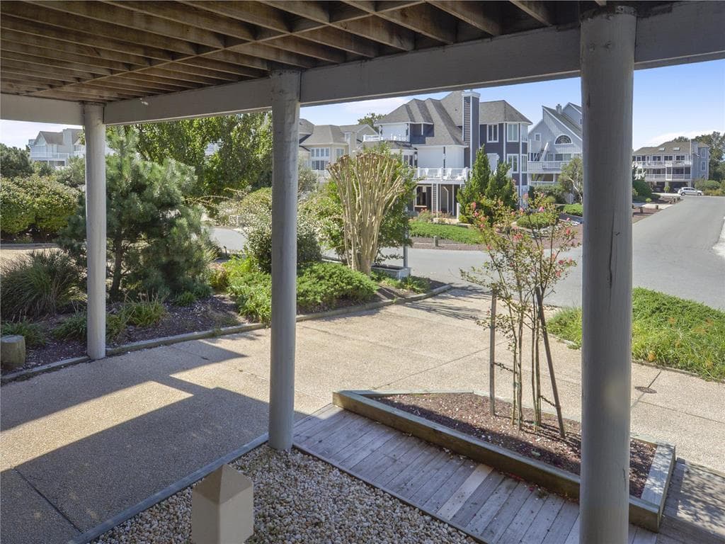 Livingston - Photo 76