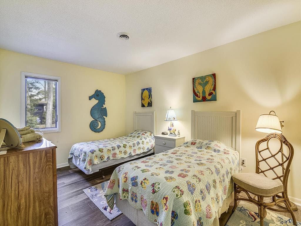 McGuire P - Photo 12