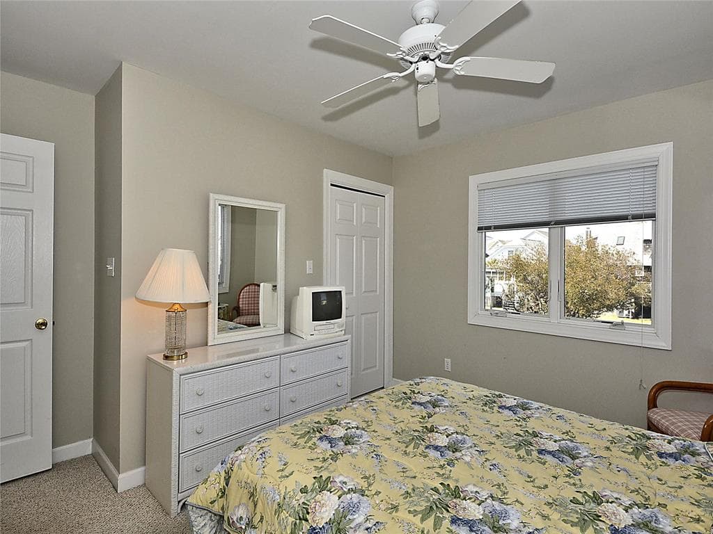 McLaughlin - Photo 14