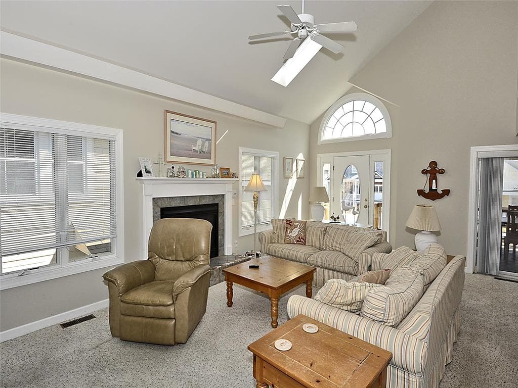 McLaughlin - Photo 18