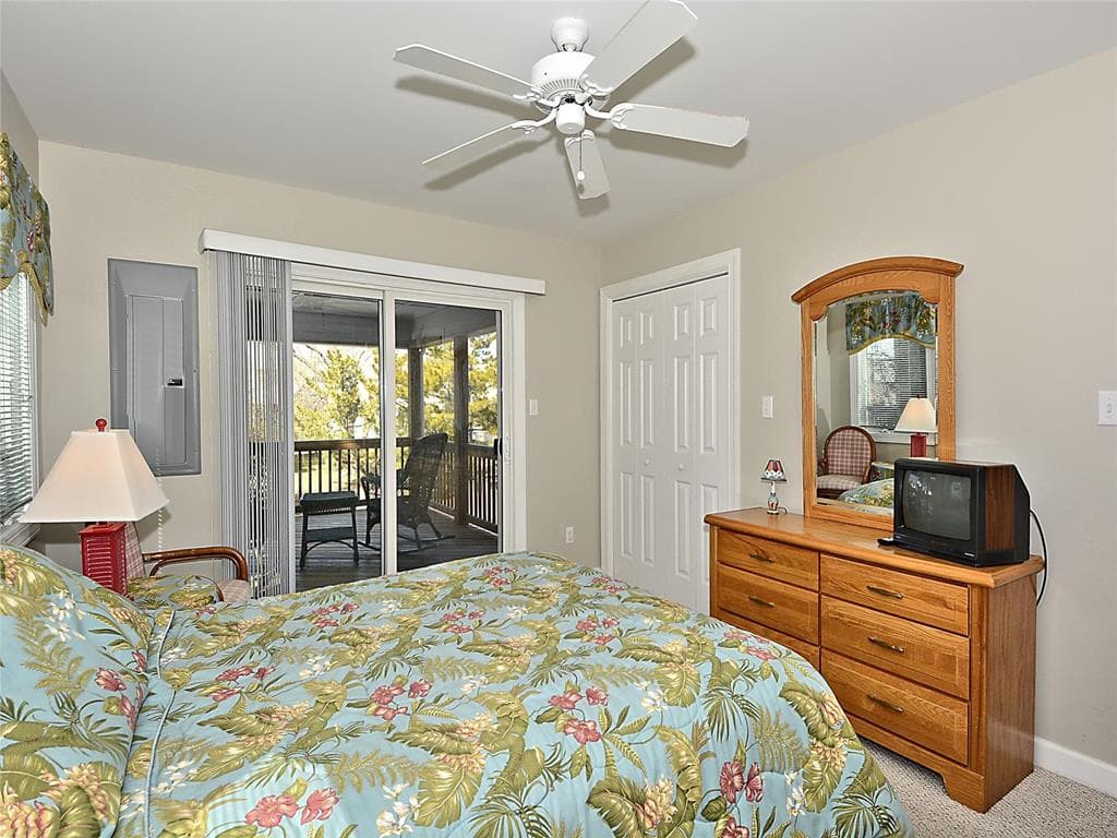 McLaughlin - Photo 9