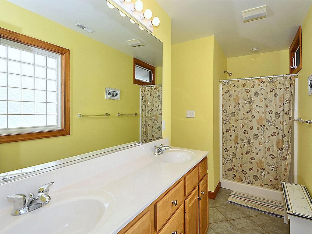 Moore 214 - Photo 13