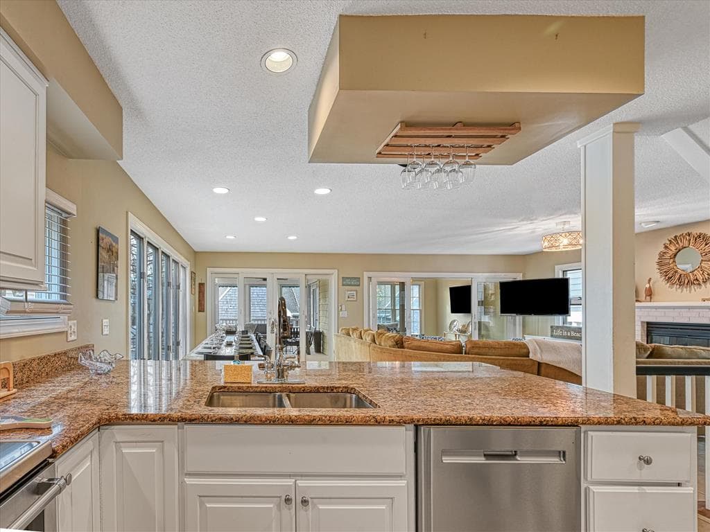 Sunnyside - Photo 13