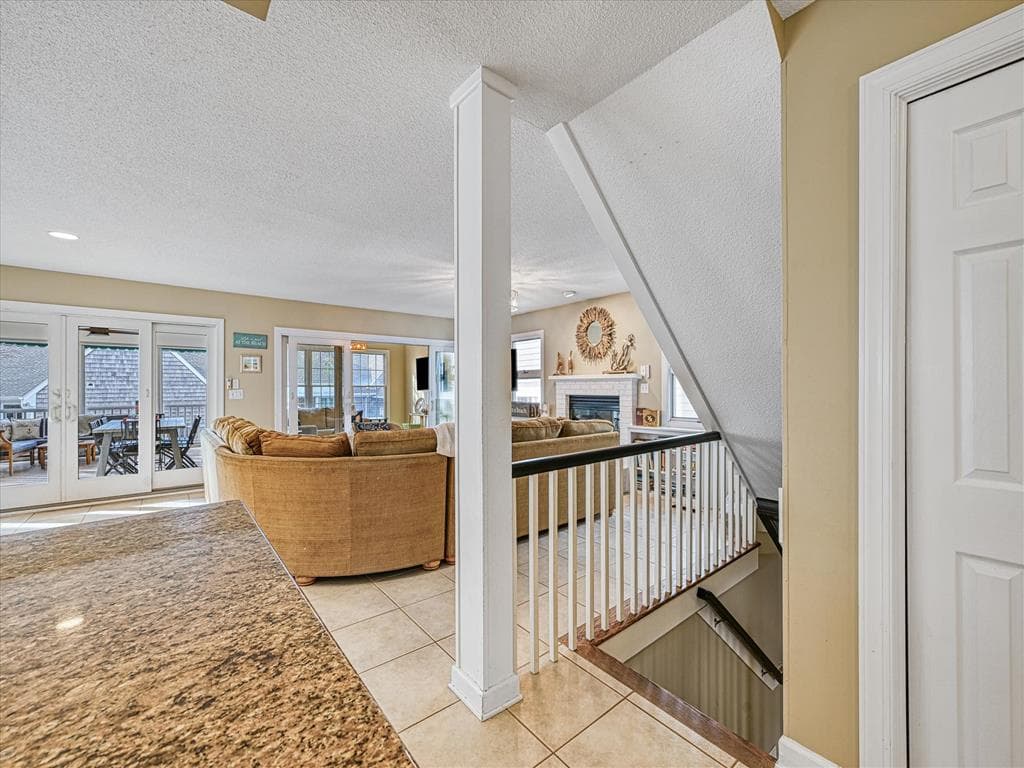 Sunnyside - Photo 21