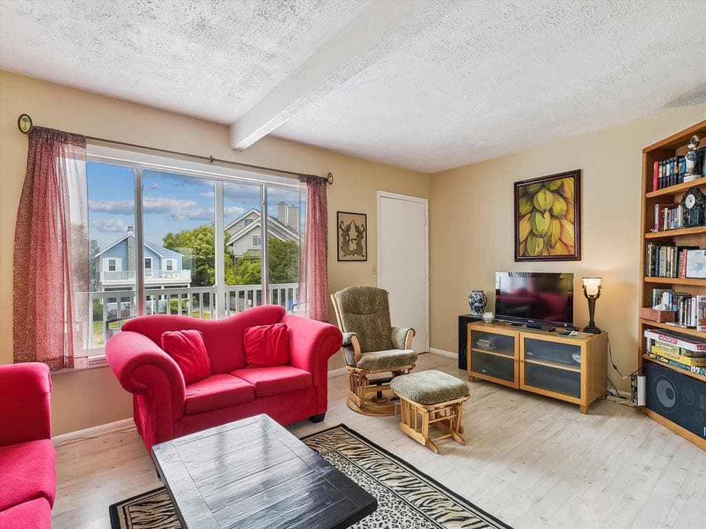 5B Dewey Villa - Photo 3