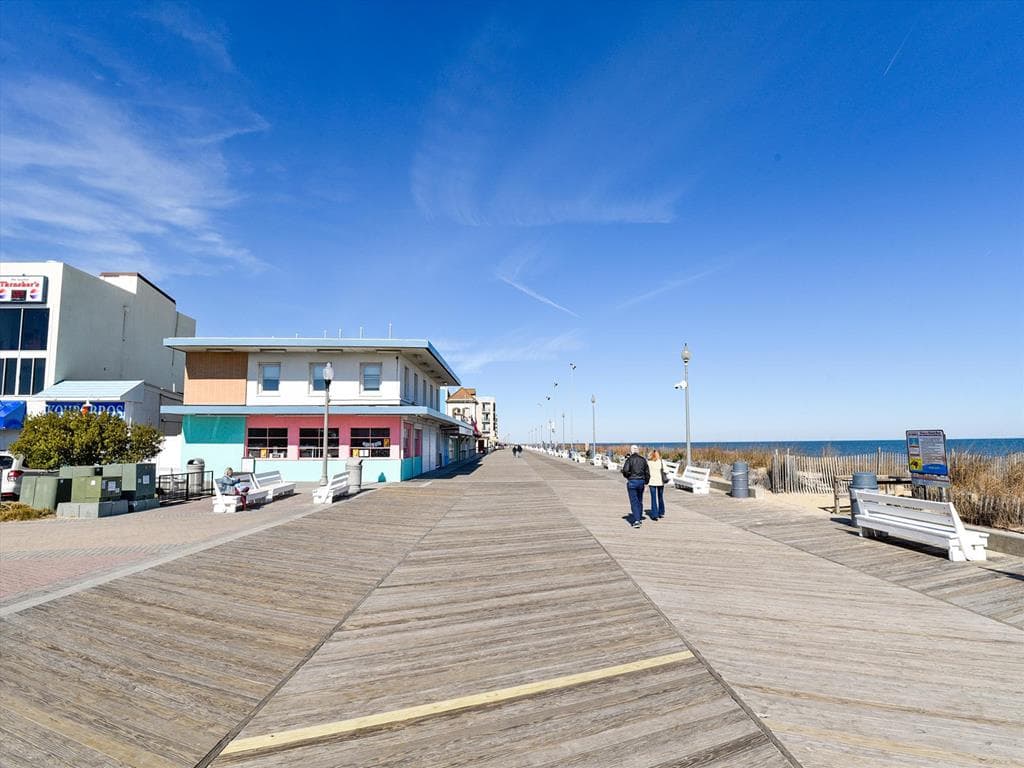 5B Dewey Villa - Photo 36