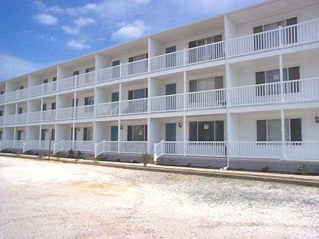 4B Dewey Villa - Photo 1