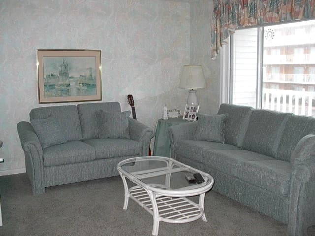 4B Dewey Villa - Photo 3