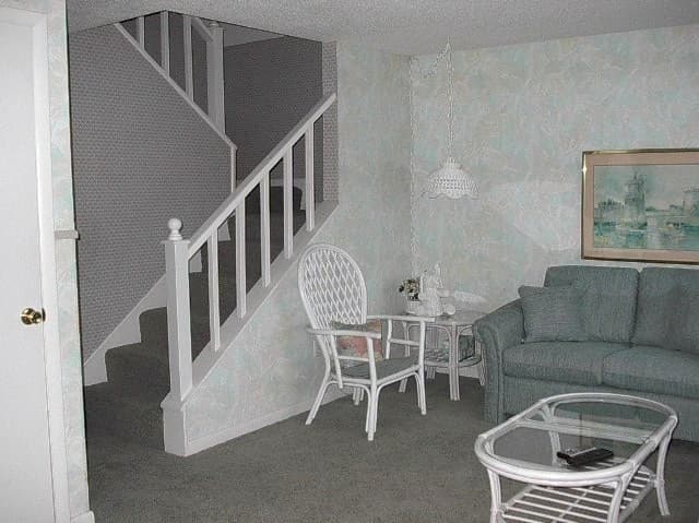 4B Dewey Villa - Photo 4