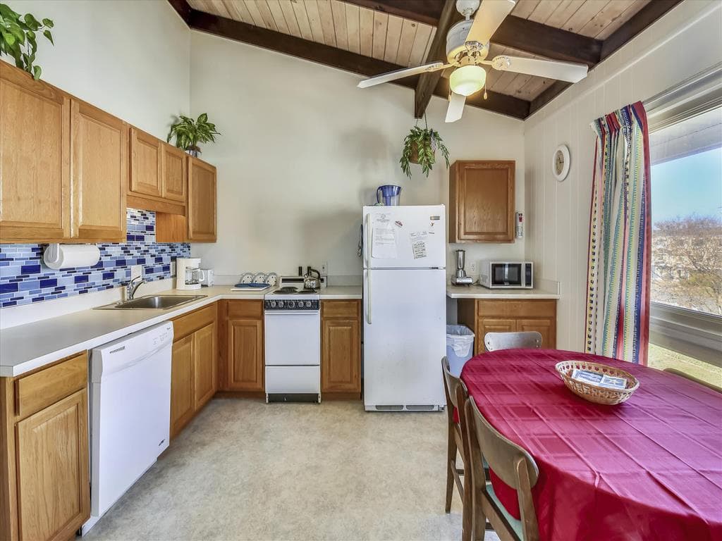 Property 627349 - Photo 6