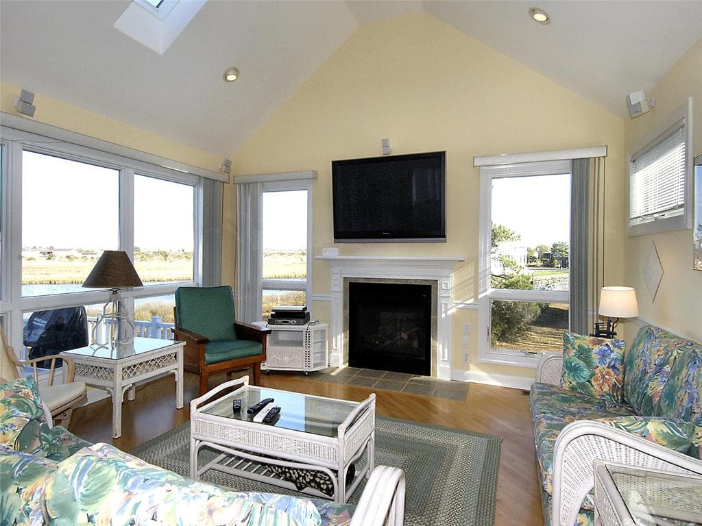 McGuire J - Photo 15