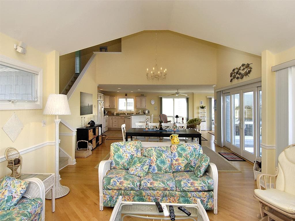 McGuire J - Photo 17