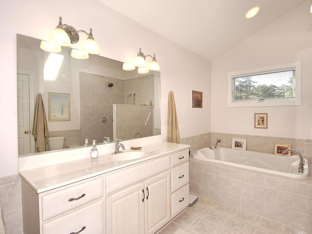 McGuire J - Photo 20