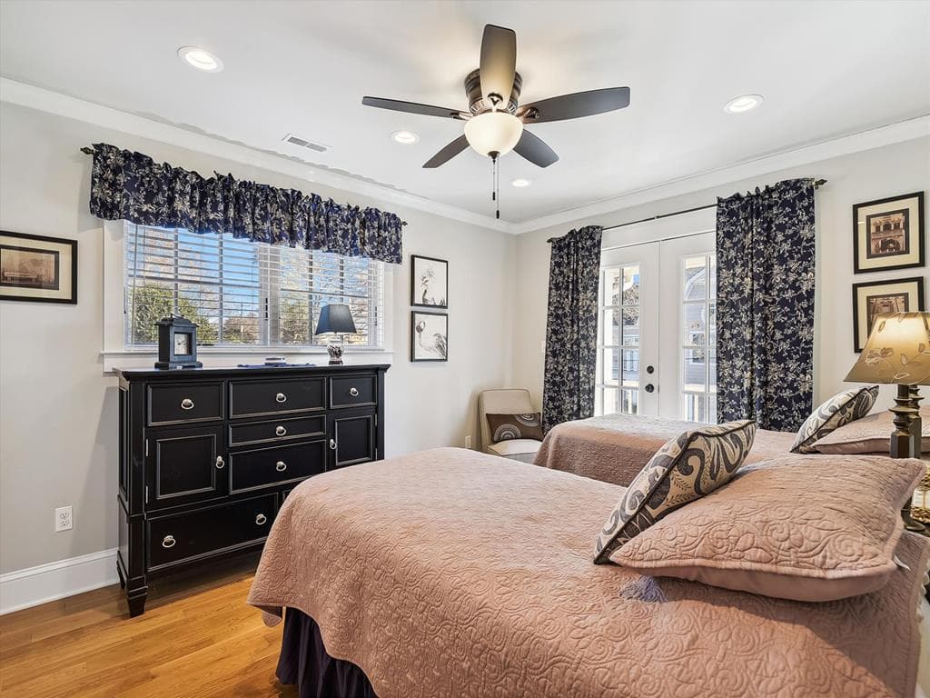 47 Pennsylvania - Photo 21