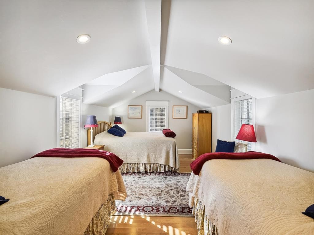 47 Pennsylvania - Photo 23