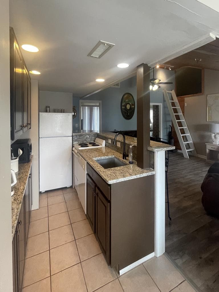 Property 659385 - Photo 8