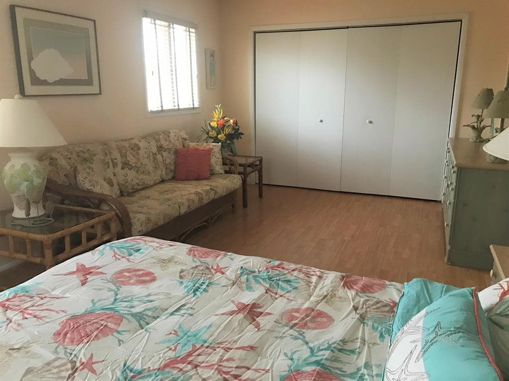 Bdrm 3 w/Sitting Area