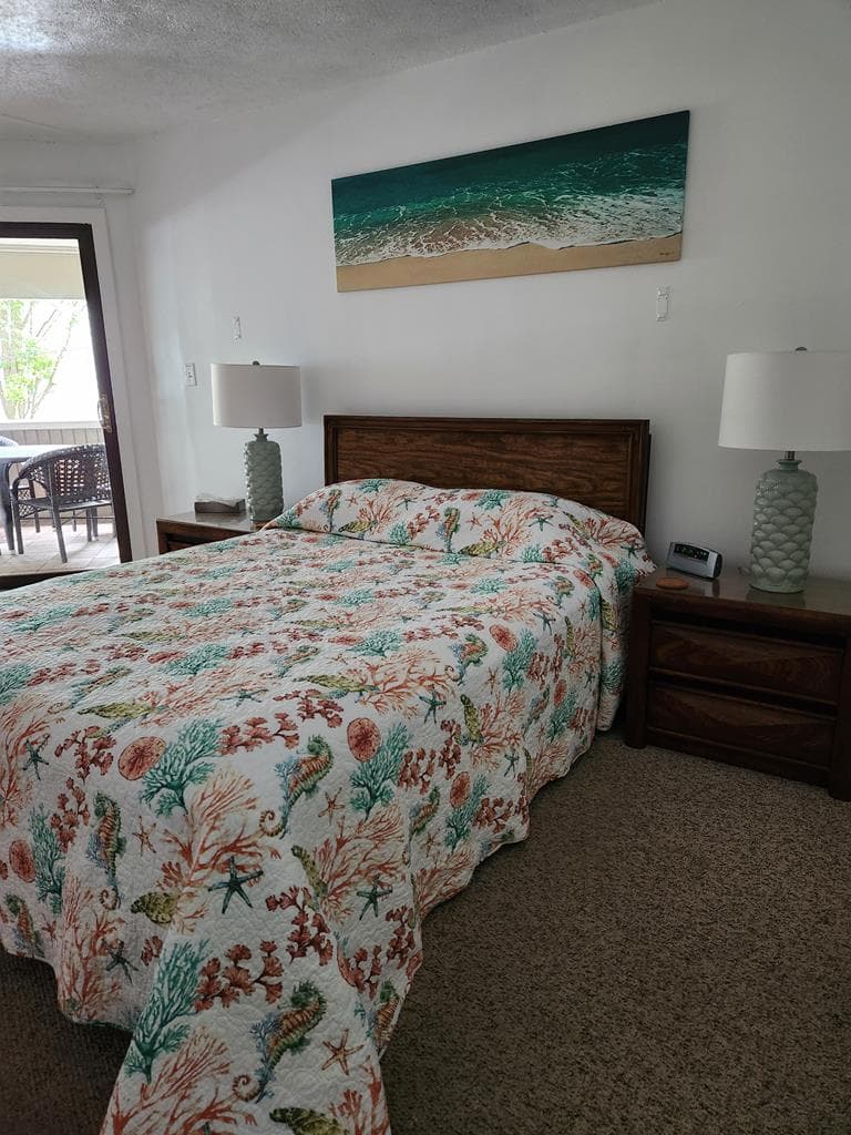 111 Mariners Court - Photo 12