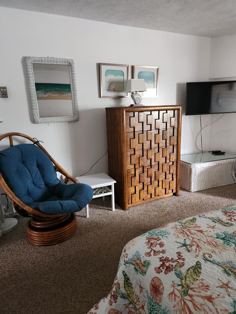 111 Mariners Court - Photo 13